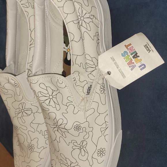 New Vans Classic slip-ons "U PAINT" sizes 10.5,11 and 11.5 - Picture 3 of 6